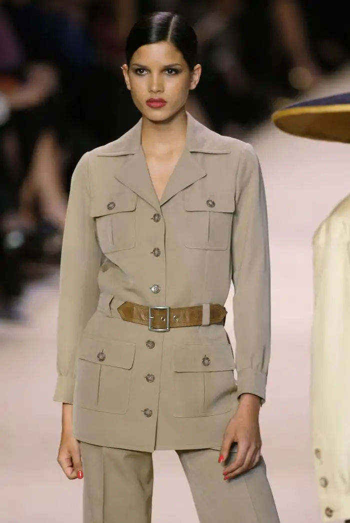 ysl dua quan vao thoi trang nu