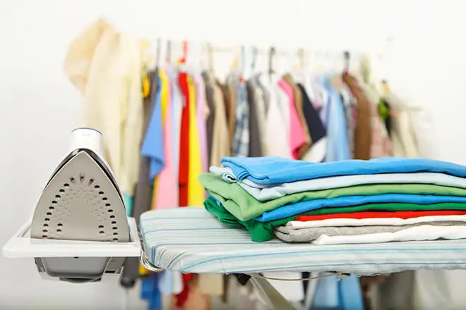 5 mẹo bảo quản áo thun luôn như mới 5 la ui ao thun